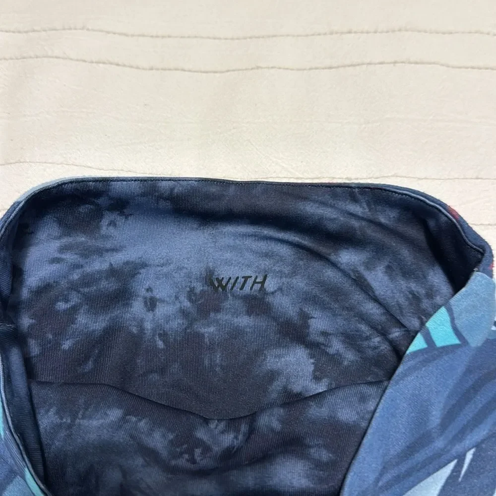 Peloton Women WITH Expedition High Waist Revesible Capri Legging Size X-Small - Picture 6 of 9